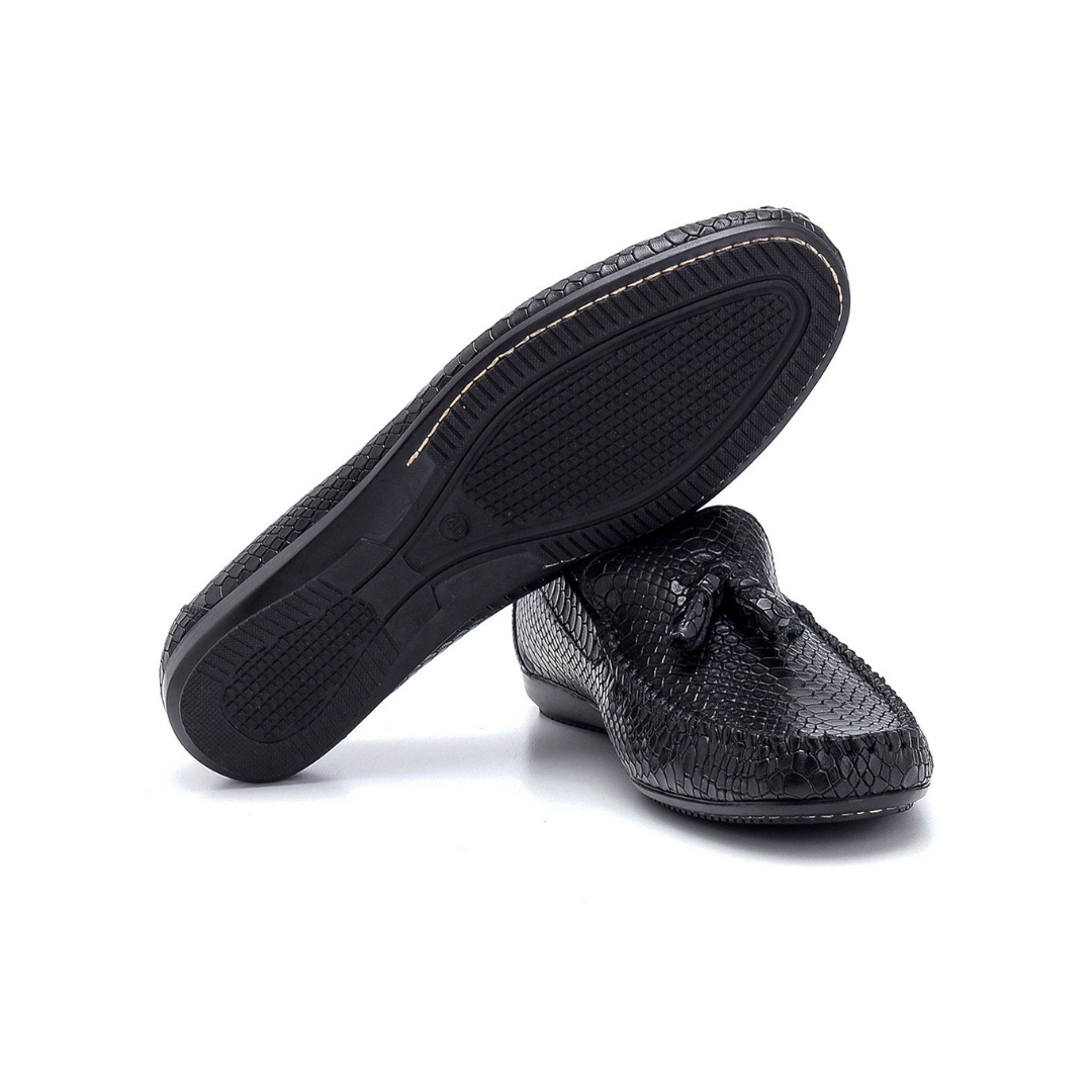 Black Men Detailed Leather Loafer
