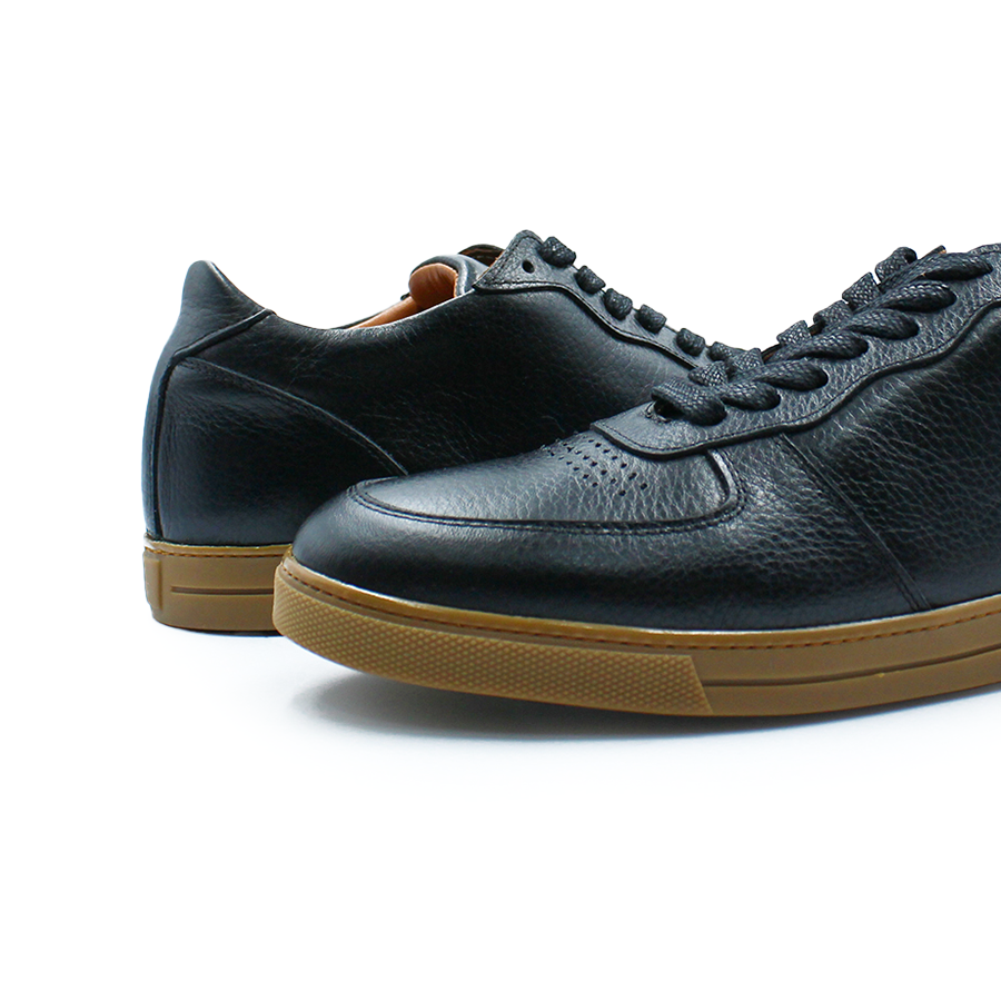 Lino Black Sneaker