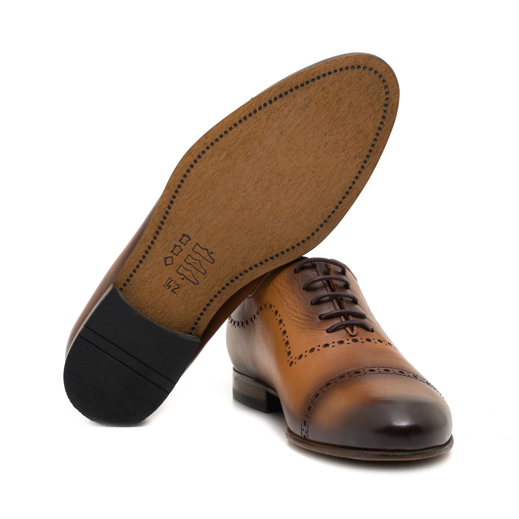 Lethan Tan Lace-up